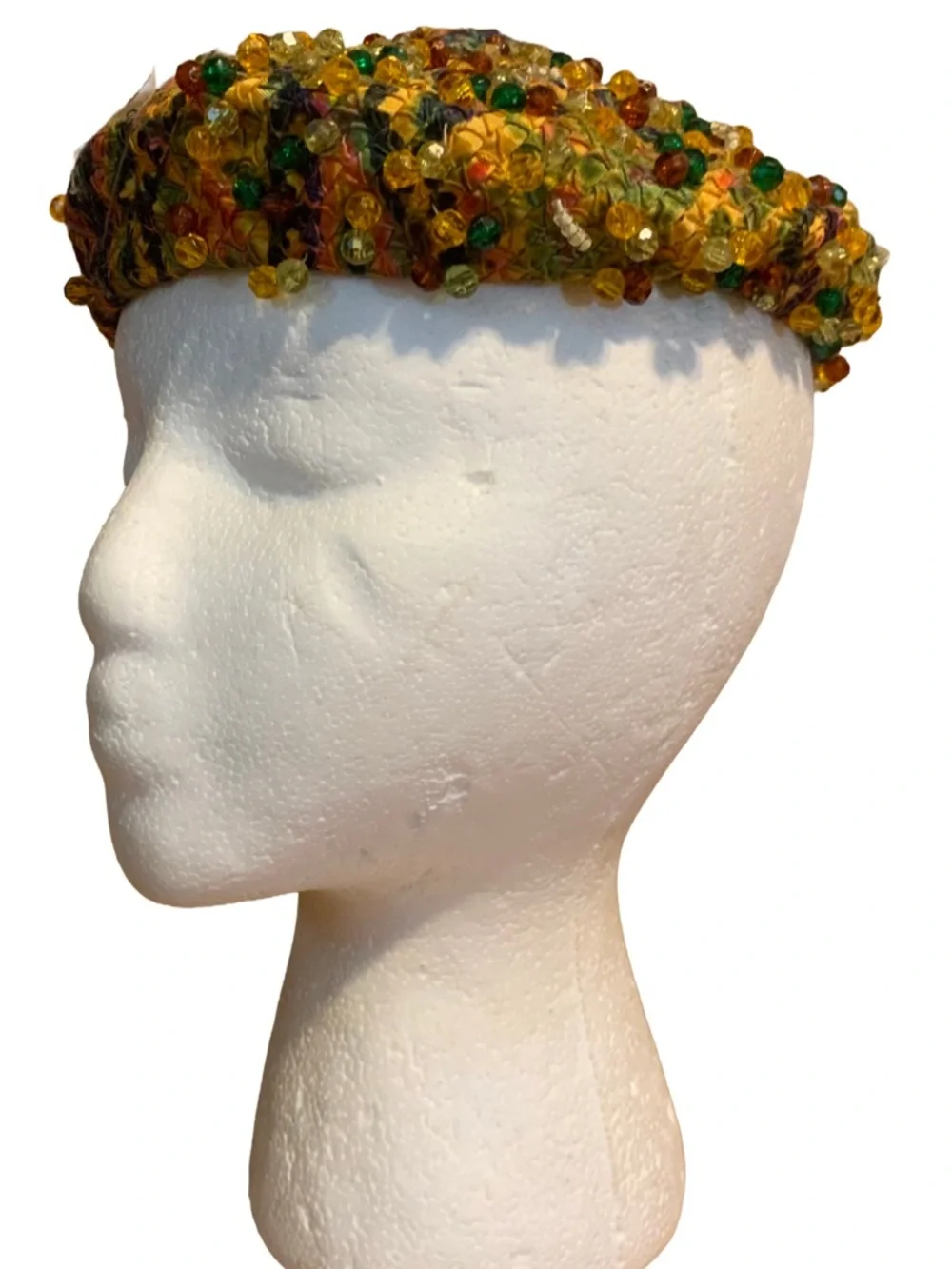 VINTAGE CIRCA 1960'S DANCINGER MULTI COLOR BEADED BEANIE STYLE HAT - Picture 7 of 12